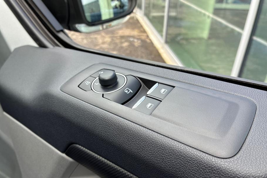 Used Ford TRANSIT CUSTOM SW26GWY 16