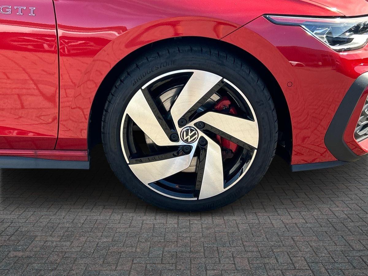Volkswagen Golf Photo autoimg-b6eb97093e51fe4d43035b4e286c8aea5431220f.jpg