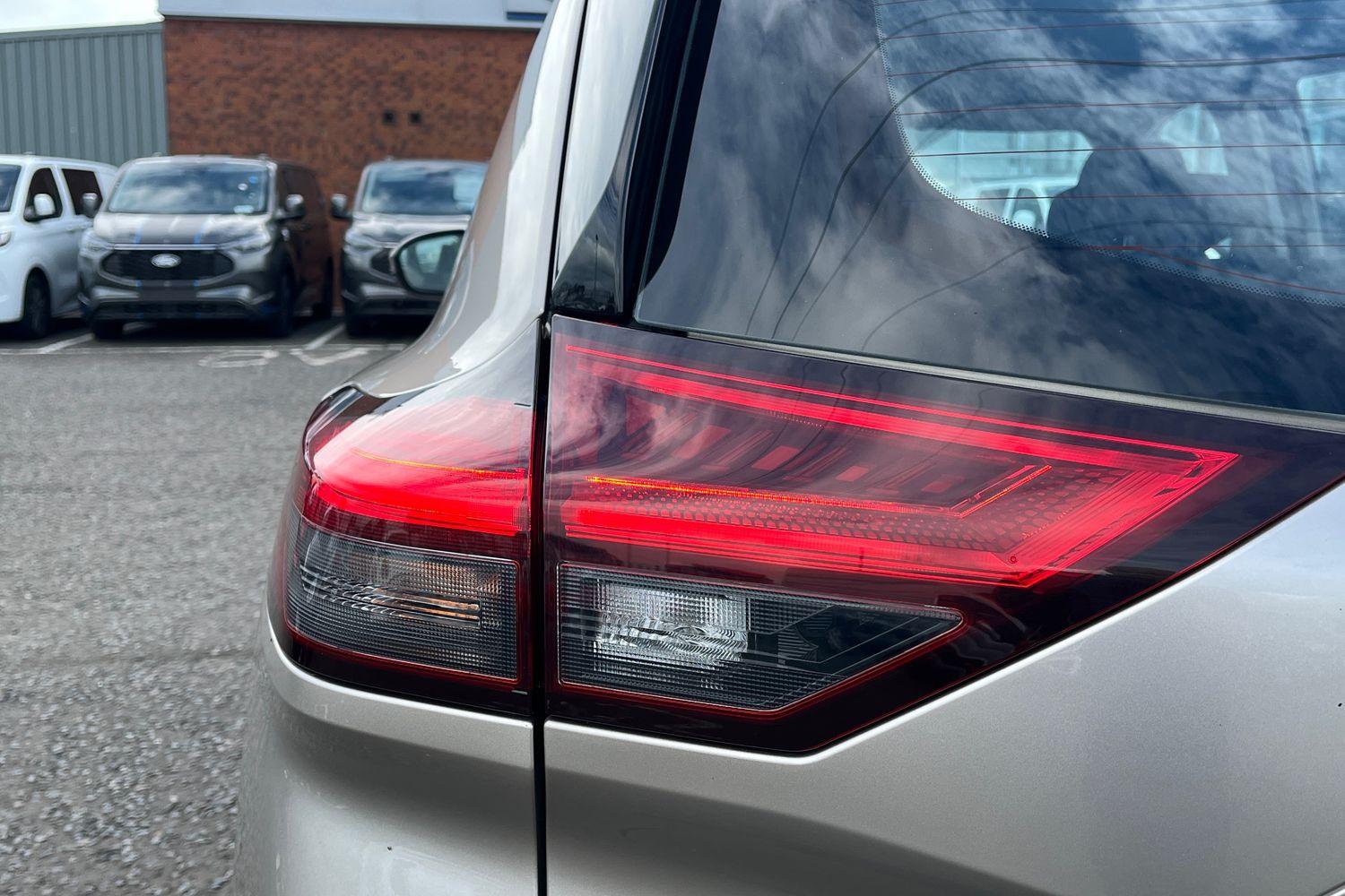 Nissan X-TRAIL Photo 39
