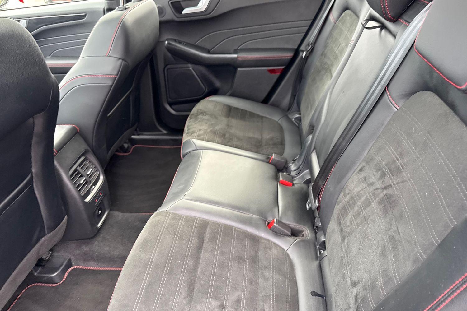 Ford KUGA Photo 19