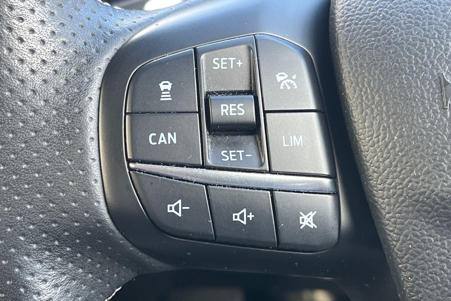 Ford FOCUS Photo 22
