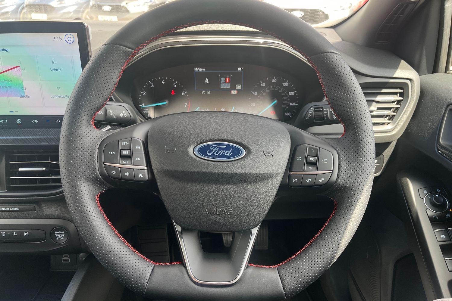 Ford FOCUS Photo 11