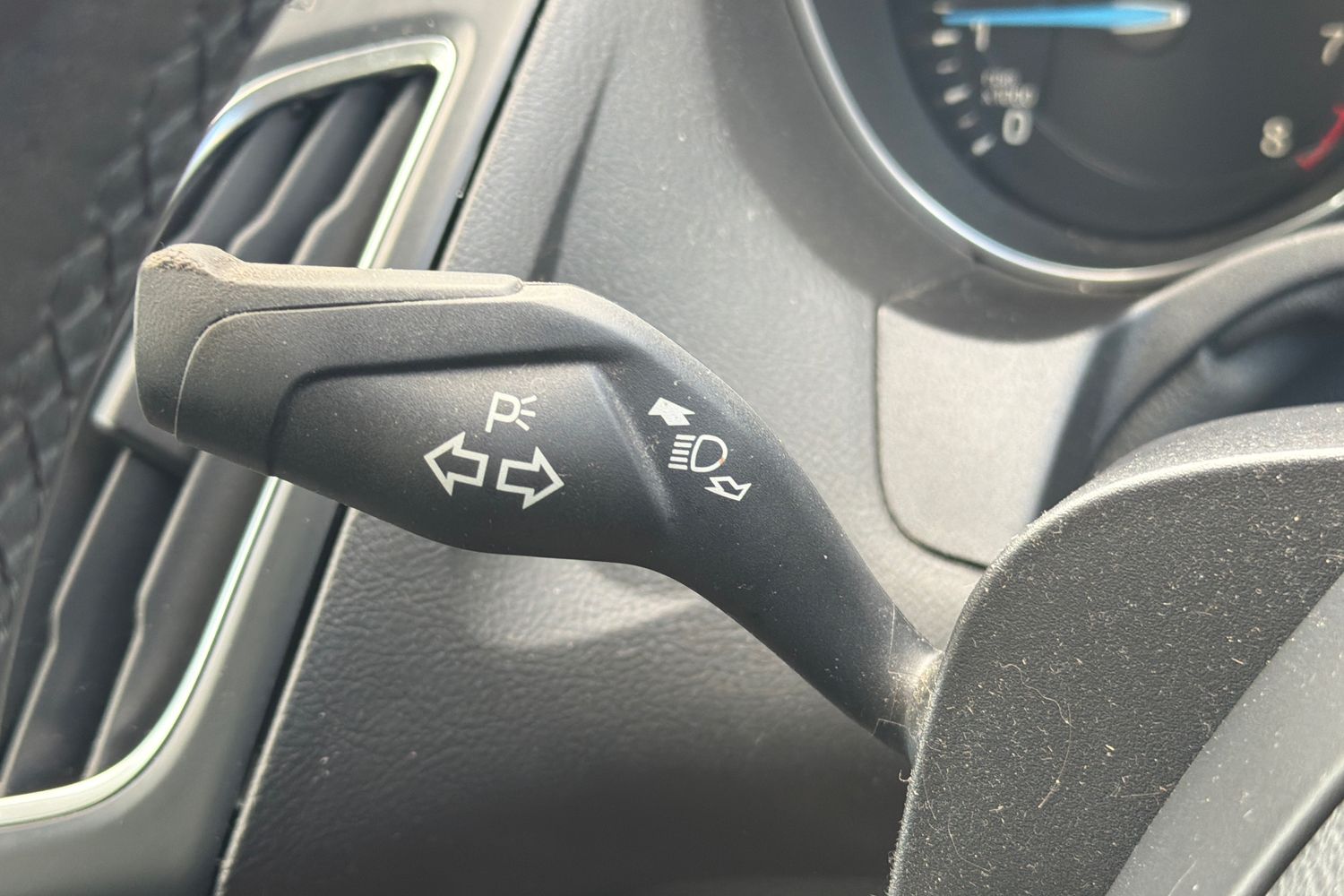 Ford Focus Photo 13