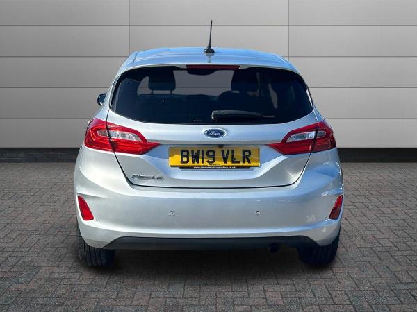 Ford Fiesta Photo autoimg-b6f80d2bf678c47e7a15e8ebafa90783eb34def5.jpg