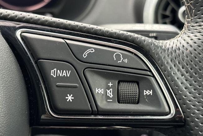 Audi Q2 Photo 17