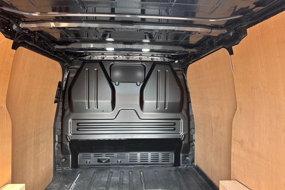 Used Ford E-TRANSIT CUSTOM WR26OFL 8