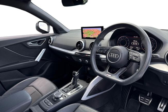 AUDI Q2 Photo 6