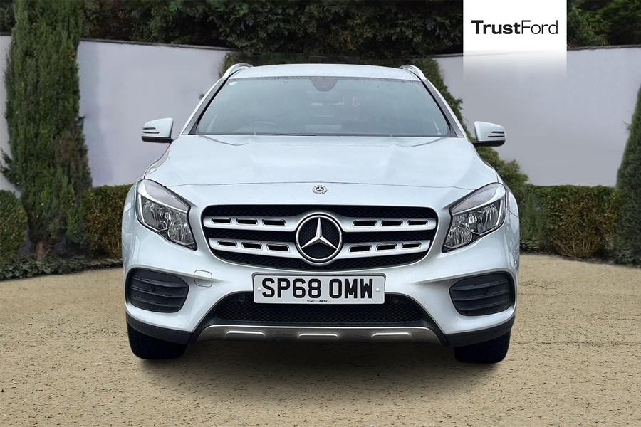 Mercedes-Benz GLA Photo autoimg-b6fbd3c4c90de1985d5a635df864f0a2ee422639.jpg
