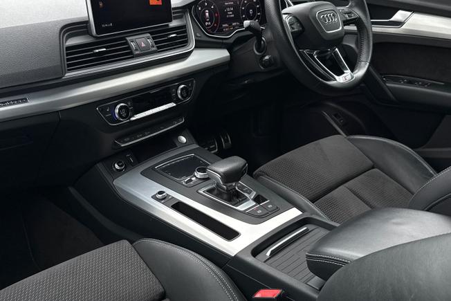 AUDI Q5 Photo 25