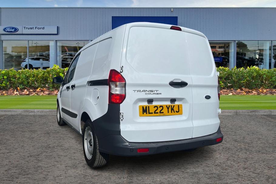 Used FORD TRANSIT COURIER ML22YKJ 2