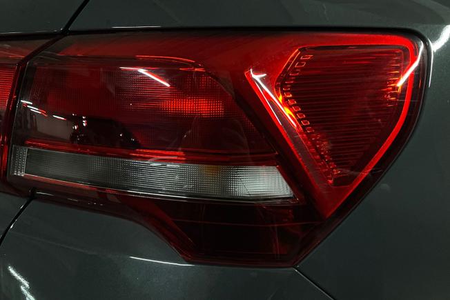 Audi Q3 Photo 18