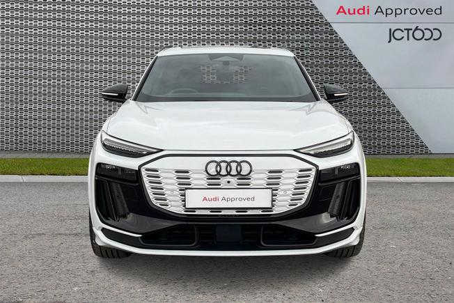 Audi Q6 E-Tron Photo 8