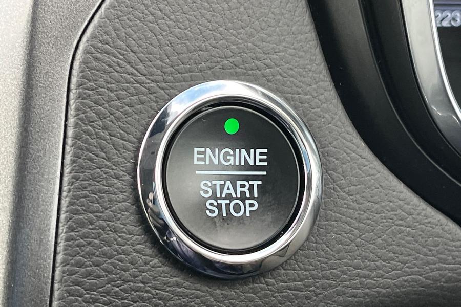 Ford MONDEO Photo autoimg-b7076cf192d09a183dfe50b4fa81a87cb1025dc2.jpg