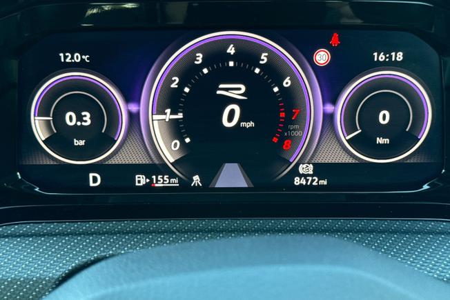 VOLKSWAGEN Golf Photo 15