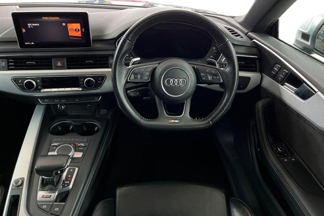 Audi RS5 Photo 11