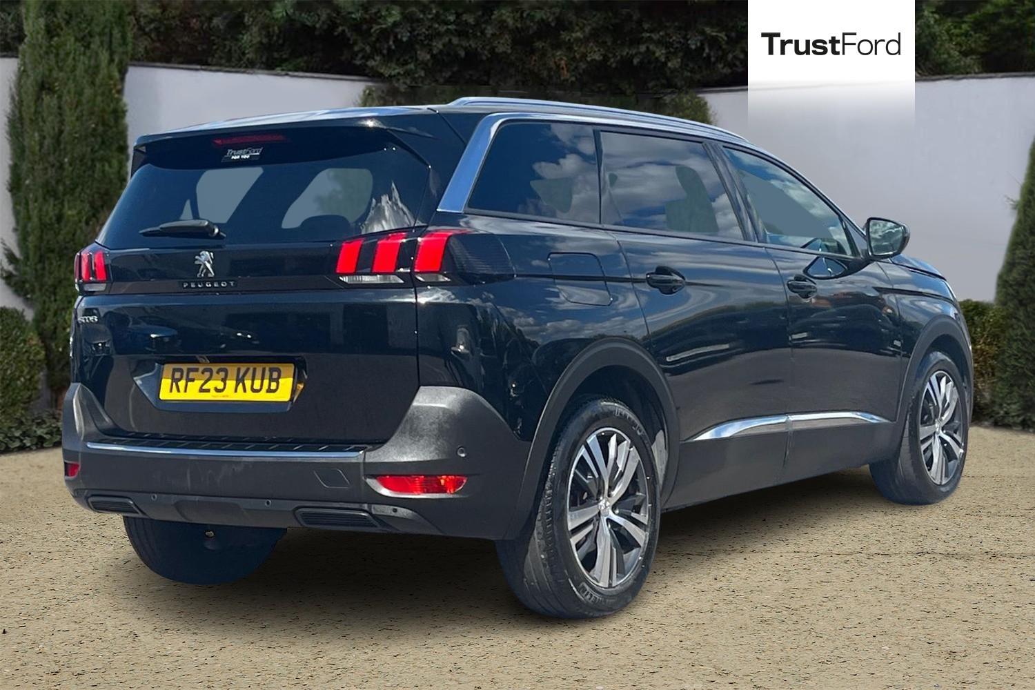 Peugeot 5008 Photo 3