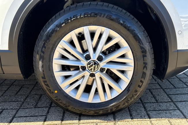 Volkswagen T-Roc Photo 21