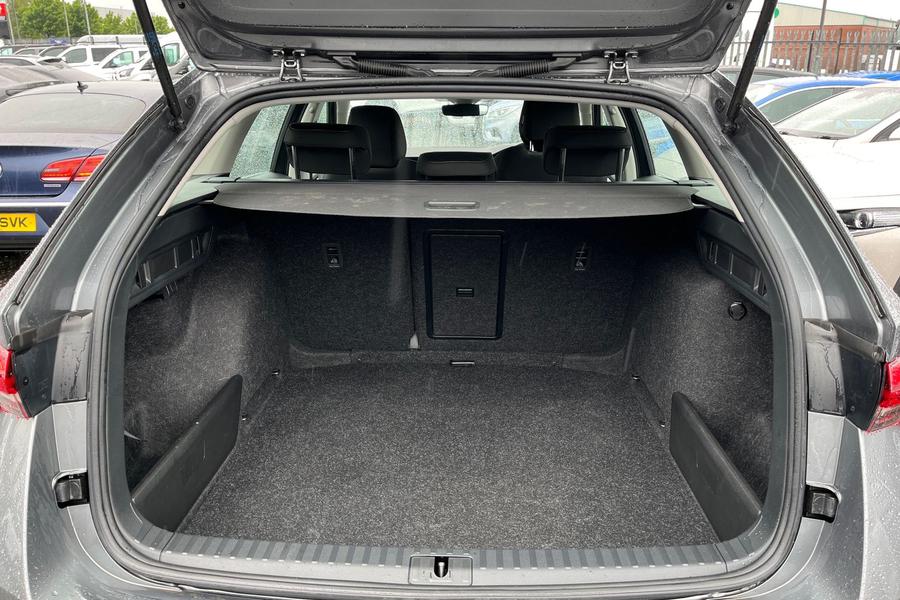 Skoda Octavia Photo autoimg-b71426f5d986cbcaf4ab0d9141cdbe74c86202fc.jpg