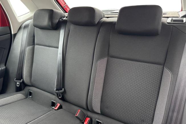 VOLKSWAGEN Polo Photo 9