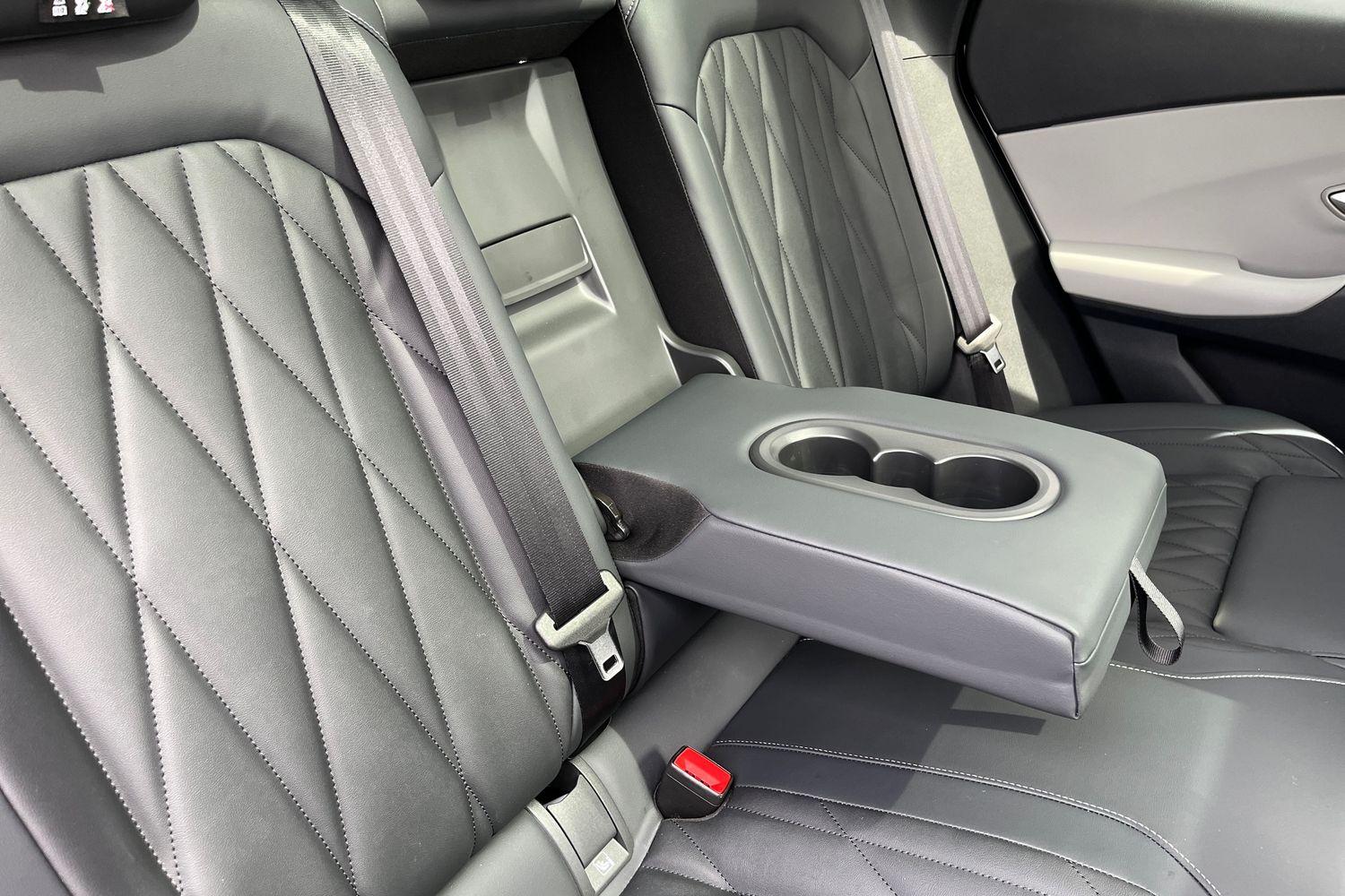 Ford Explorer Photo 36