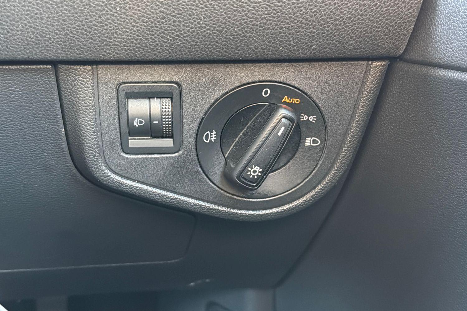 Volkswagen POLO Photo 22