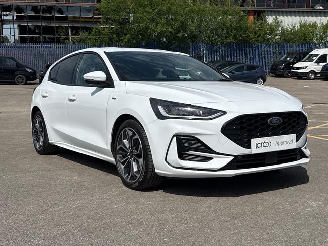 FORD Focus Photo 23