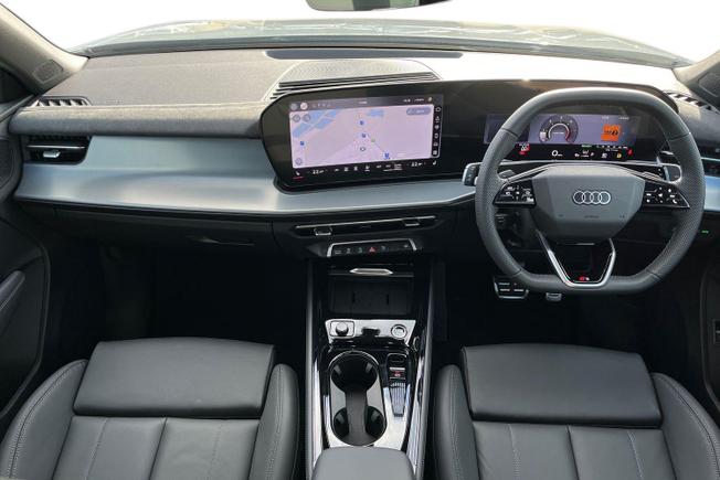 AUDI Q3 Photo 10
