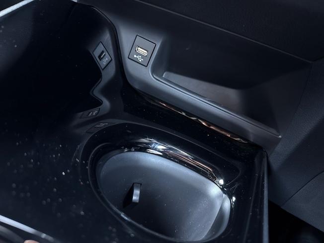 TOYOTA C-Hr Photo 37
