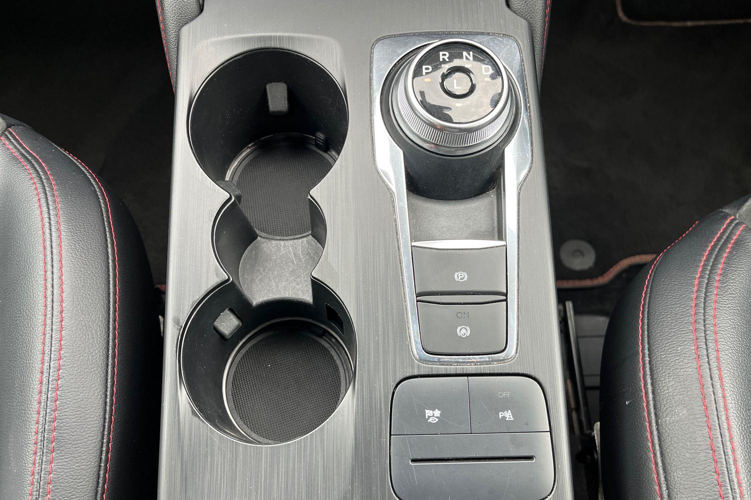 Ford KUGA Photo 24