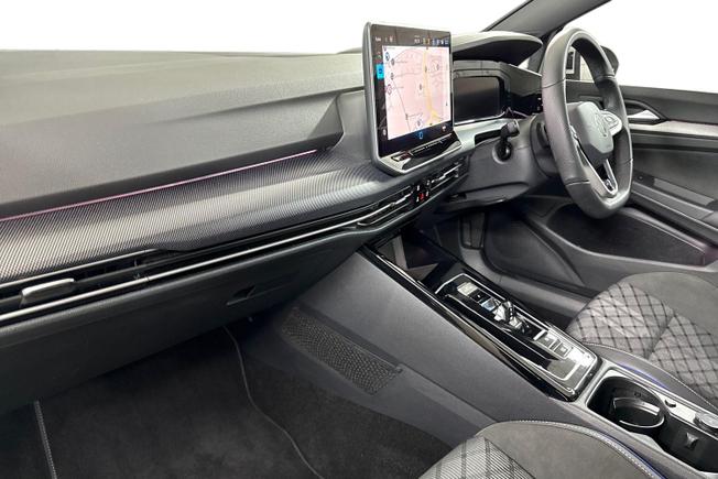 VOLKSWAGEN Golf Photo 2