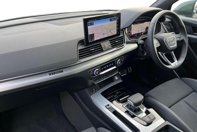 Audi Q5 Photo 2