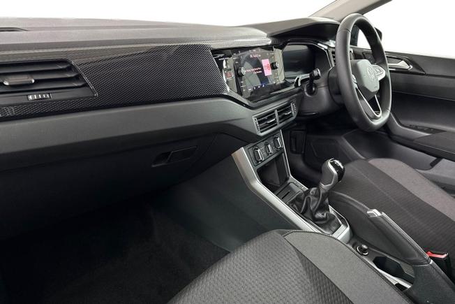 Volkswagen Polo Photo 2
