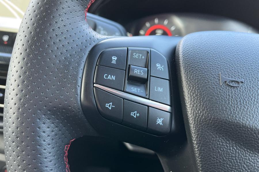 Ford Focus Photo autoimg-b7368c7a84418b91dc7e63b990140aa5c4a0e48e.jpg