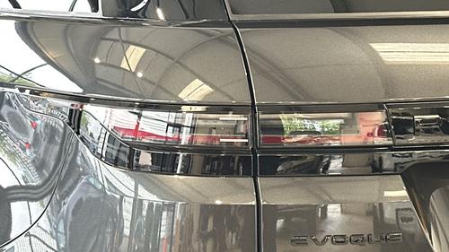 Land Rover Range Rover Evoque Photo autoimg-b736a7ea080411375bf3047485af07a707f3dcd8.jpg