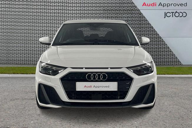 AUDI A1 Photo 8