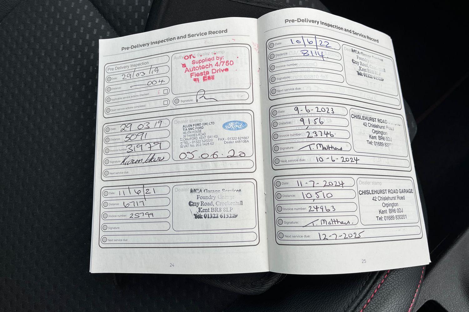 Ford Focus Photo 22