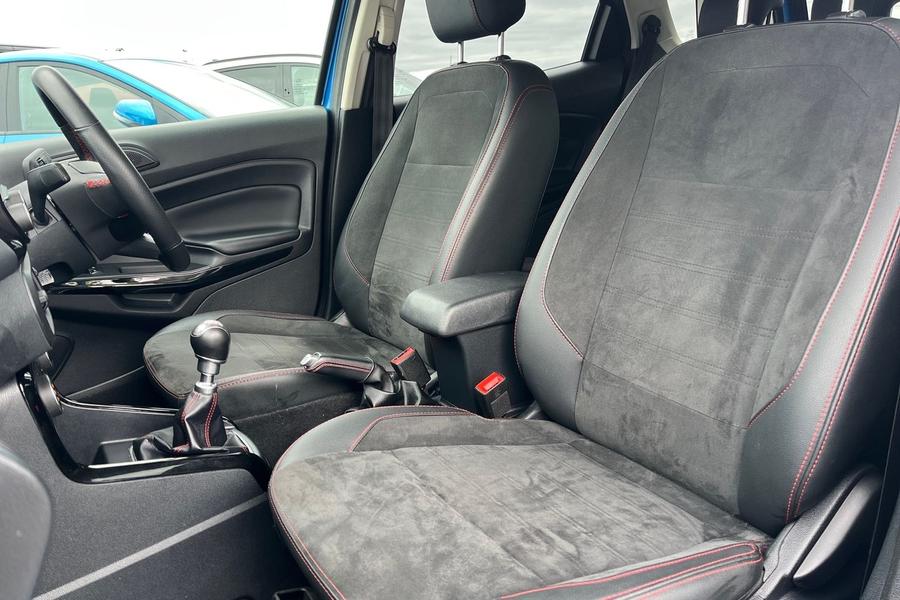 Ford EcoSport Photo autoimg-b74197b800bfb585dc4b4a1d7b0adcc3f309f7e0.jpg