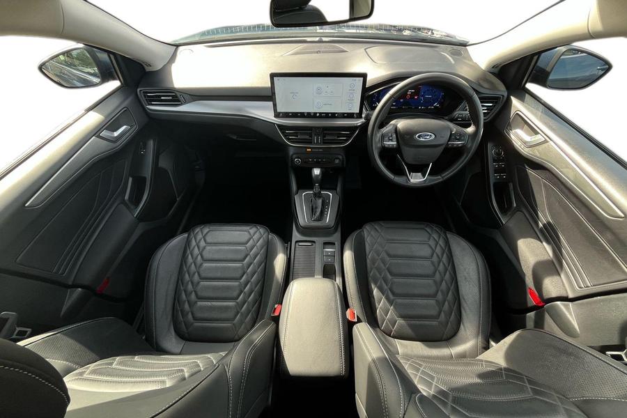Ford FOCUS Photo autoimg-b747bcc5060b4facb3da6be3c3ed58edbc1f7ce3.jpg