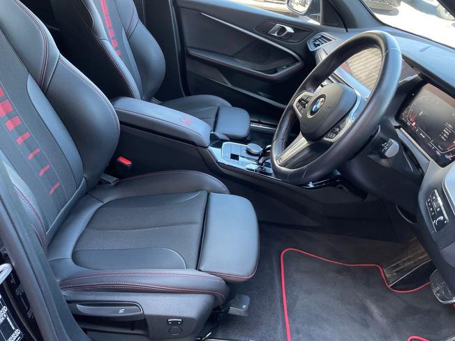 BMW 1 Series Photo 29