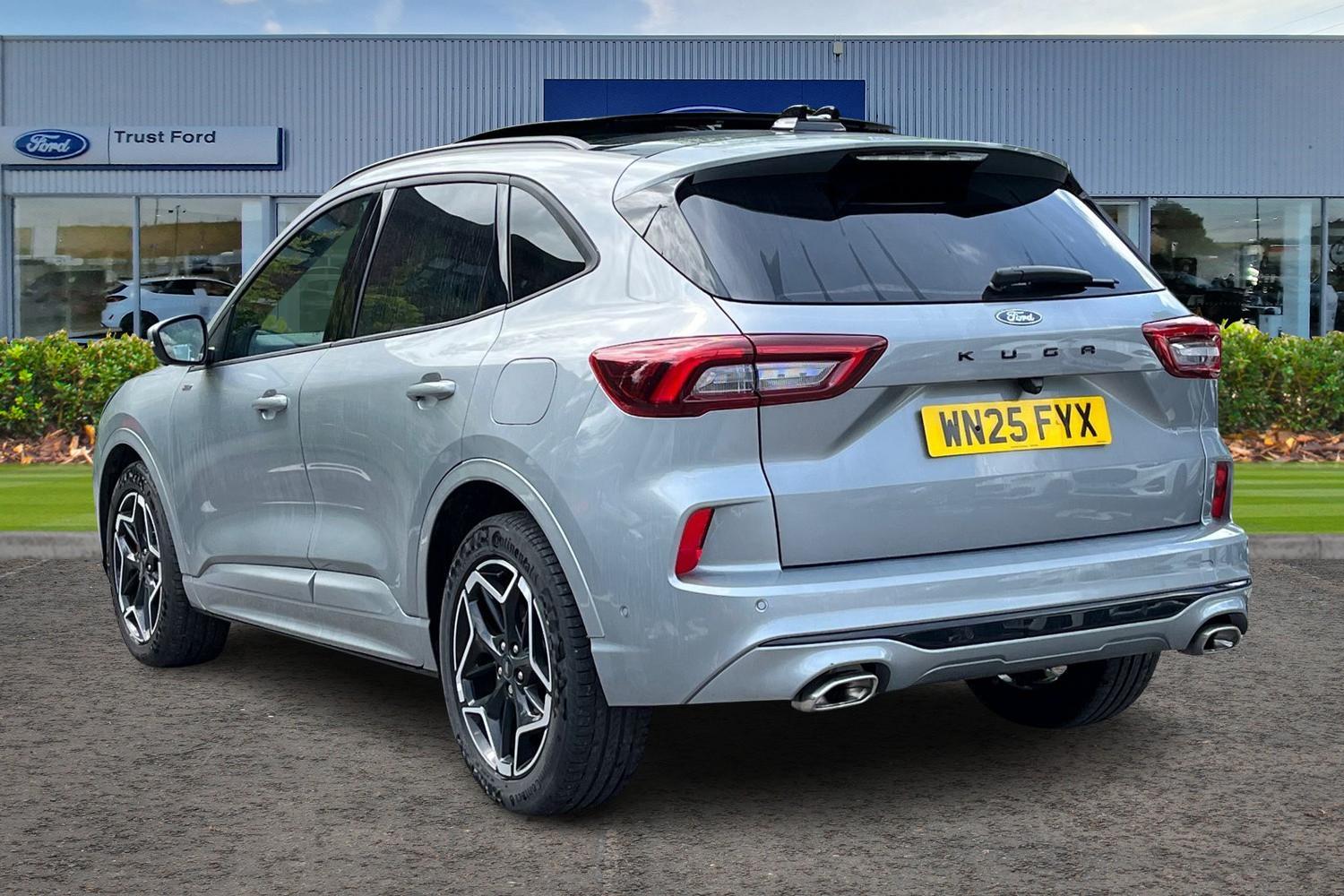 Ford Kuga Photo 1