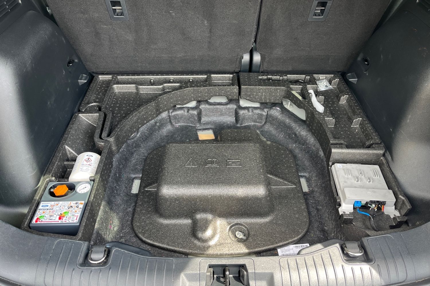 Ford Kuga Photo 36