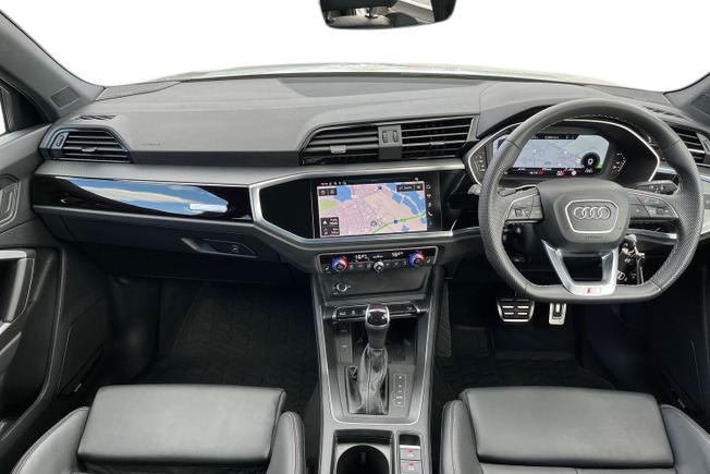 Audi Q3 Photo 10