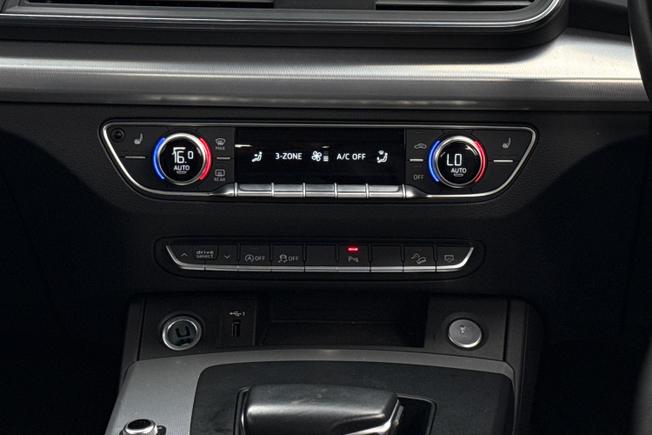AUDI Q5 Photo 39