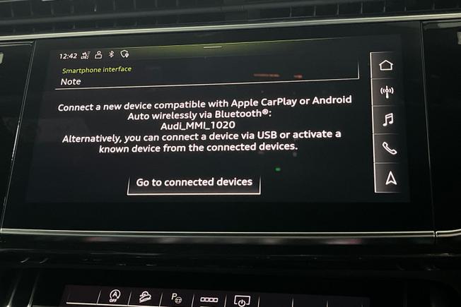 AUDI Q7 Photo 22