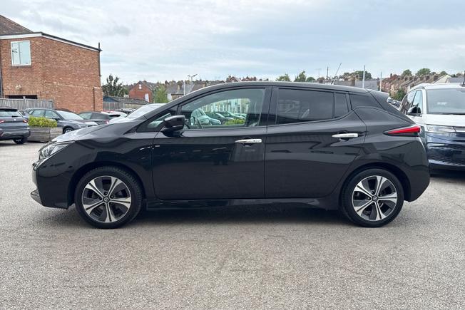 NISSAN Leaf Photo 25