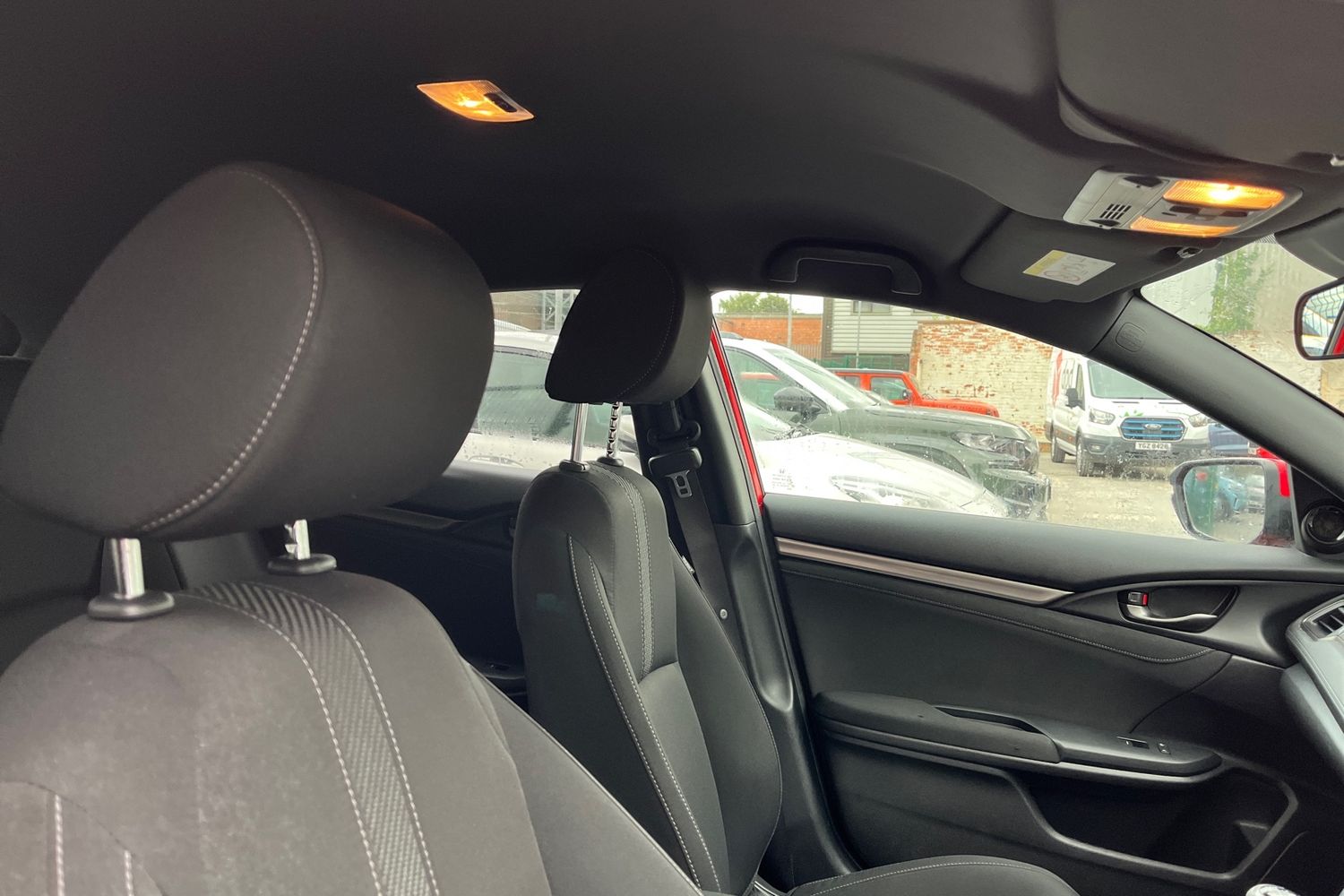 Honda CIVIC Photo 16