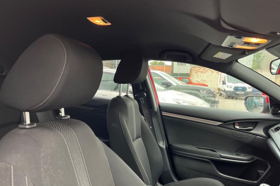 Honda CIVIC Photo autoimg-b753d112bd397c67b6d5ede52c04a3476c563c4f.jpg