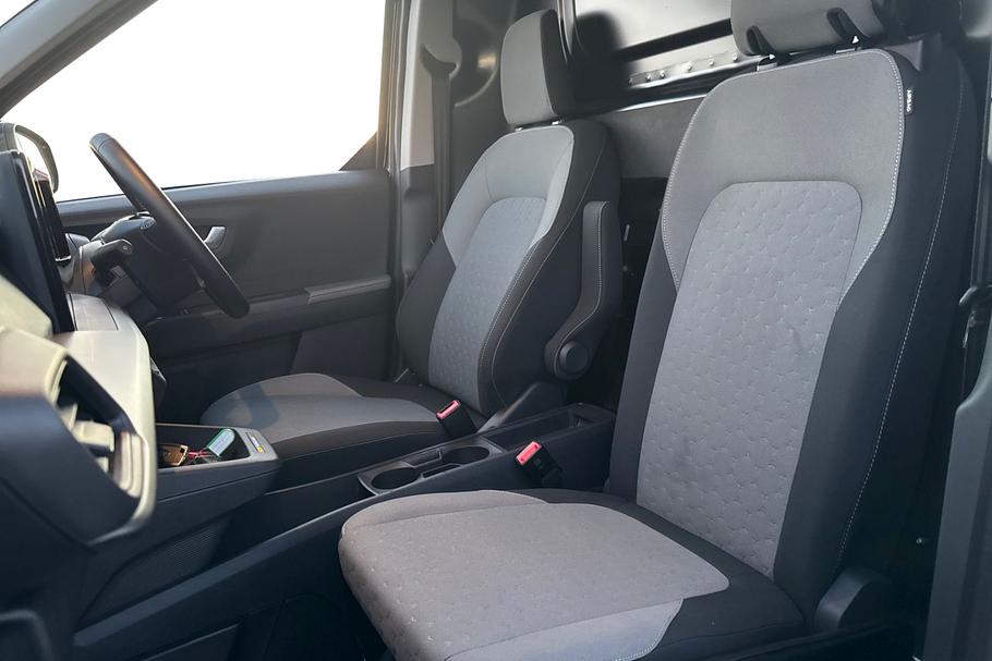 Used Ford E-TRANSIT COURIER 9