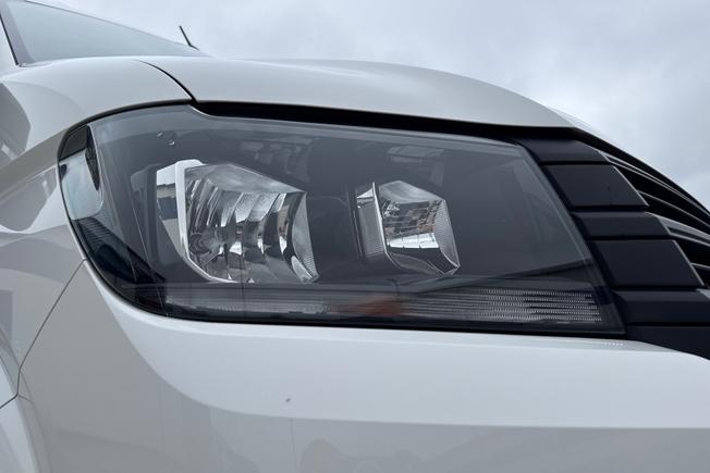 VOLKSWAGEN Crafter Photo 19