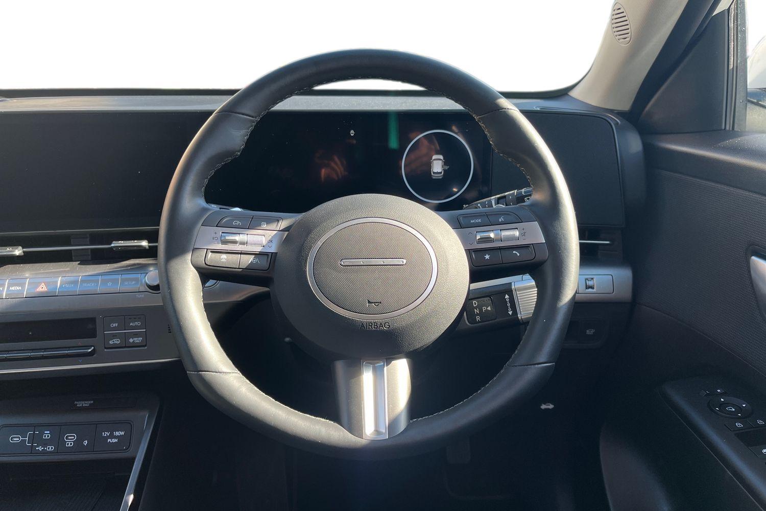 Hyundai KONA Photo 10